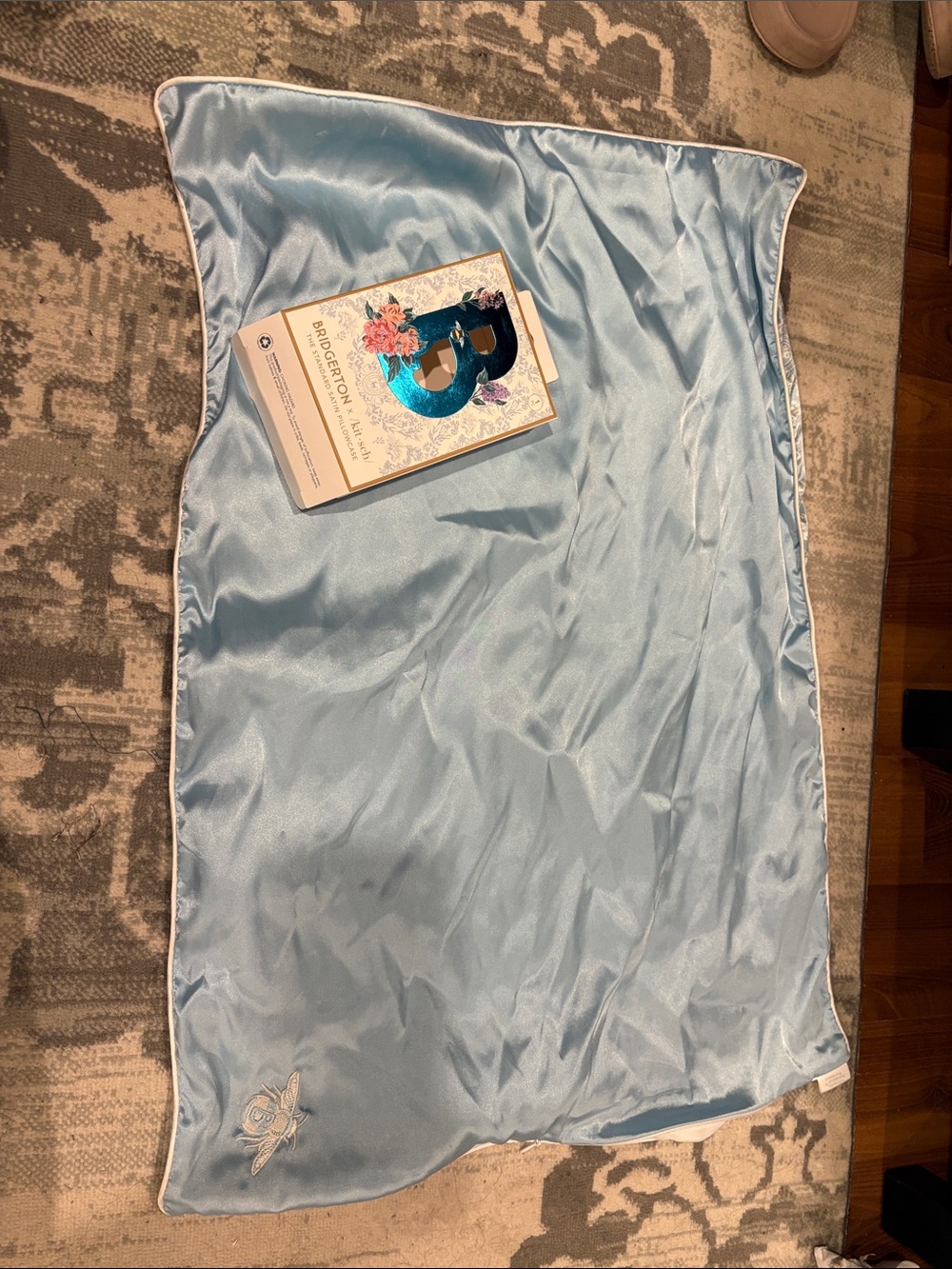 Kitsch x. Bridgerton Light Blue Satin pillowcase with Embroidered Corner